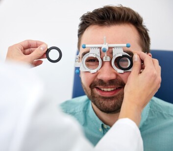 تعیین دقیق نمره چشم